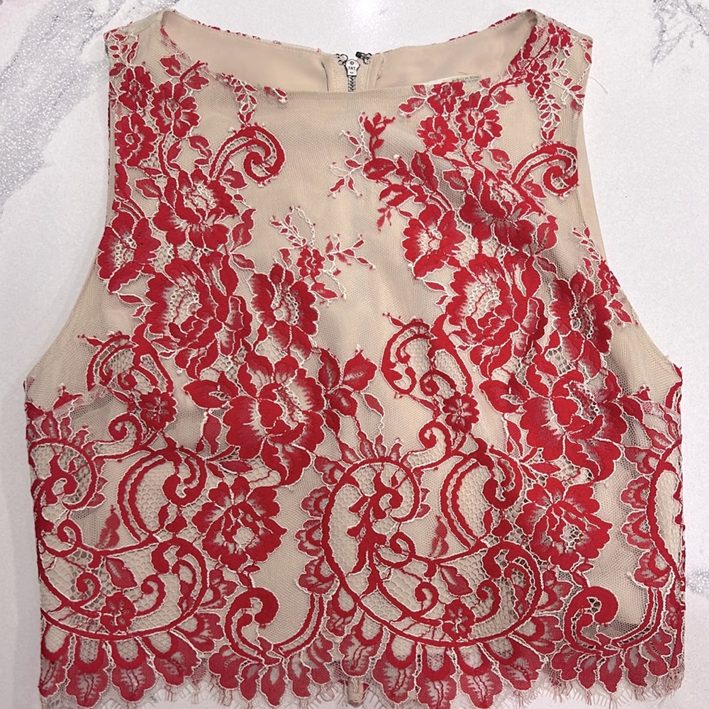 Alice + Olivia Avani Top Cropped Embroidered Red Lace - XS